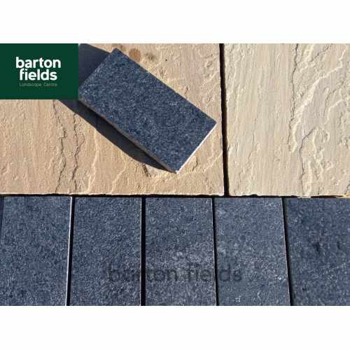 Natural Sawn Granite Cobble Setts, Emperor Black - 20cm x 10cm x 2.5cm